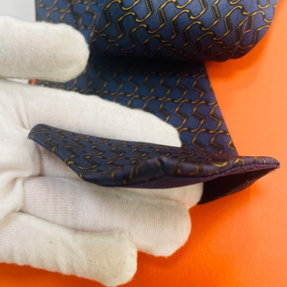 Hermes Silk Neck tie - Picture 8 of 9